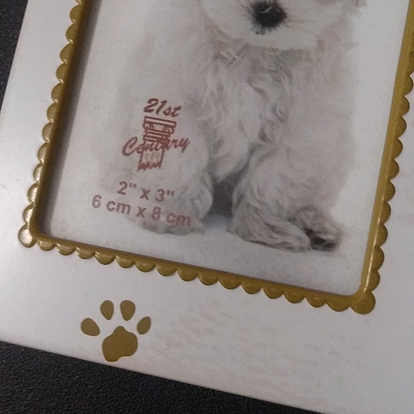 White Metal Photo Frame For Your Pets Picture - Picture 9 of 17